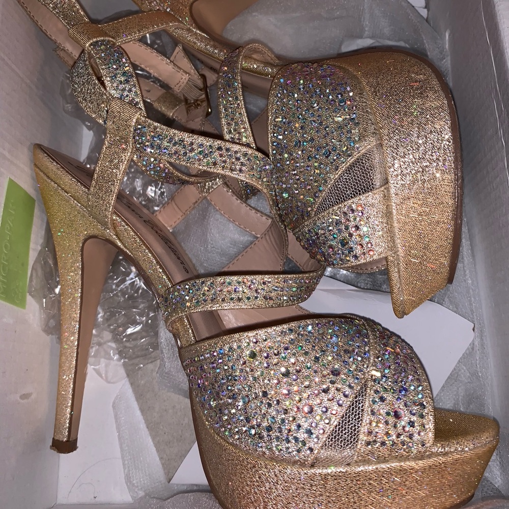 Prom shoes
